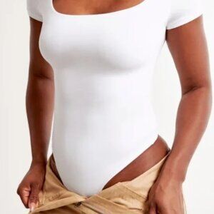 Abercrombie & Fitch Short Sleeve White Bodysuit Size Small